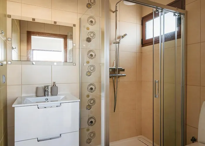 Dom wakacyjny New Quinta Aurora - Heated Private Pool, Ocean View, Organic Garden