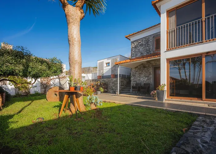 Dom wakacyjny New Quinta Aurora - Heated Private Pool, Ocean View, Organic Garden Estreito Da Calheta